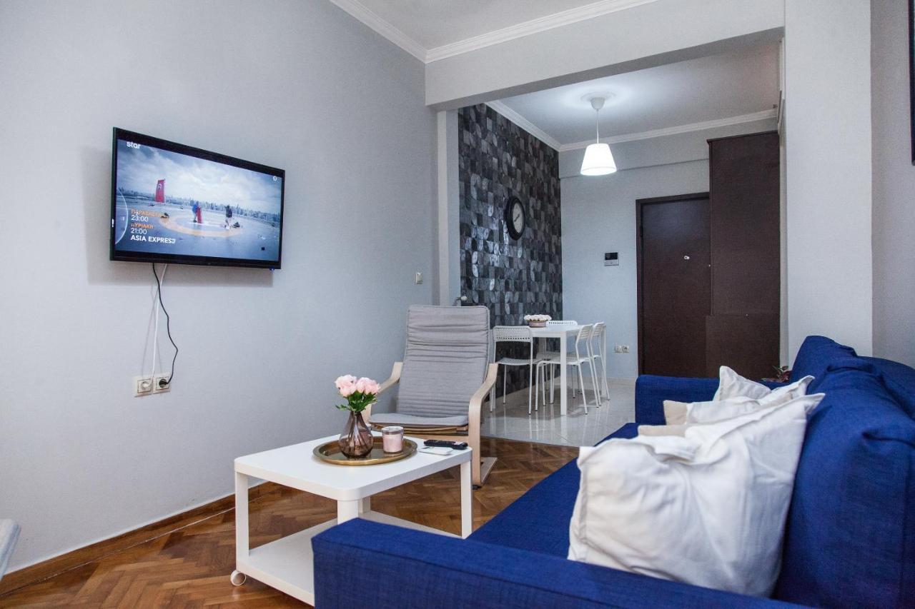 Beautiful New Decorated Apt In Athens Appartamento Esterno foto