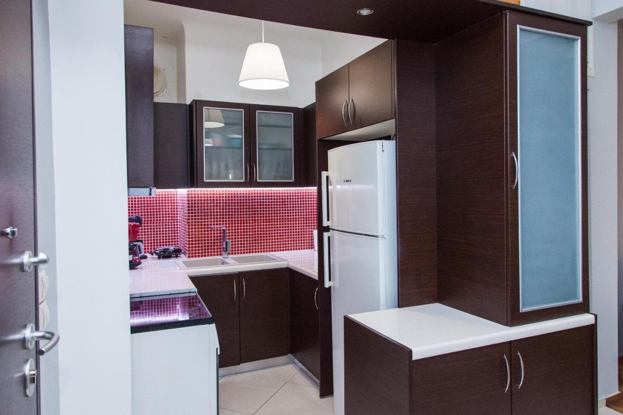 Beautiful New Decorated Apt In Athens Appartamento Esterno foto