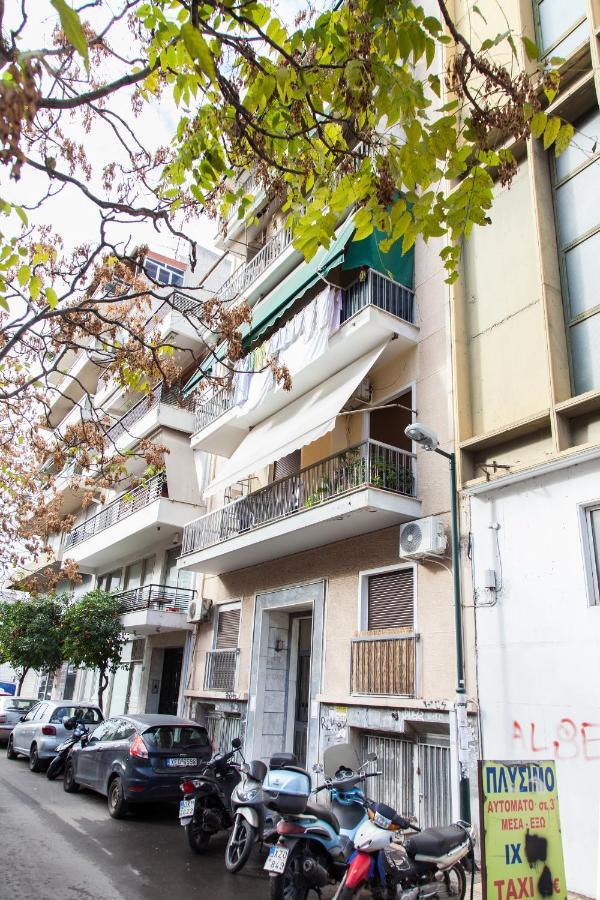 Beautiful New Decorated Apt In Athens Appartamento Esterno foto
