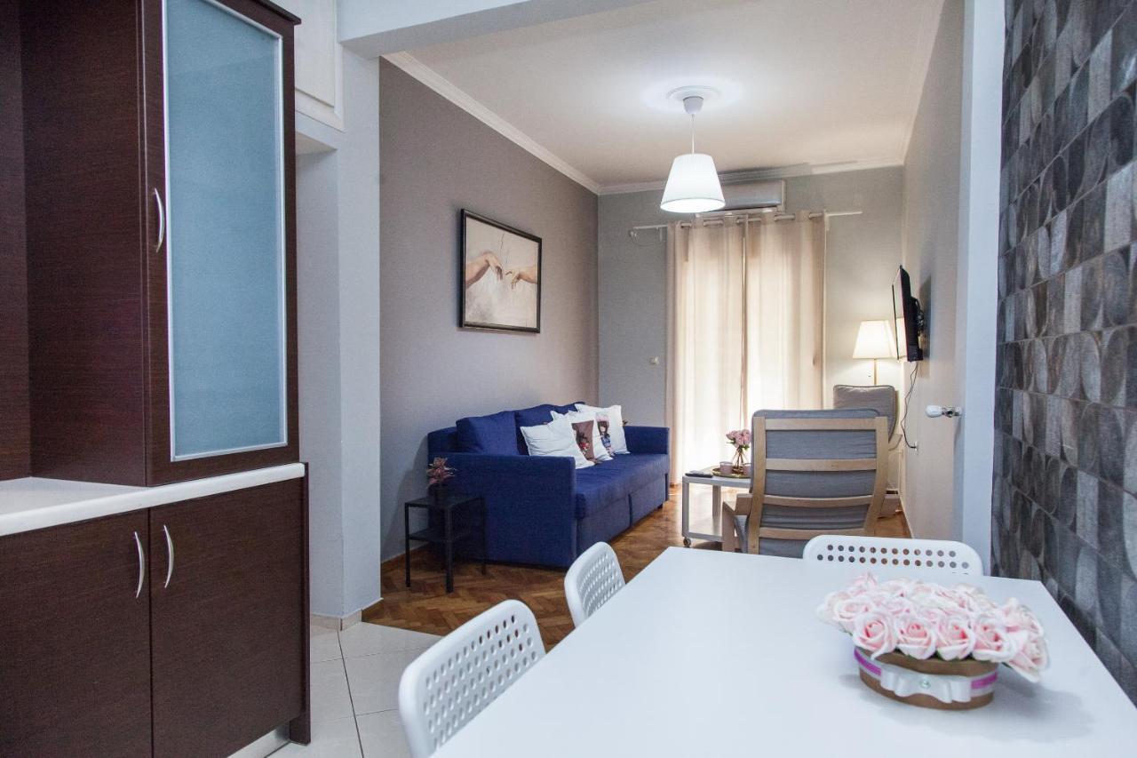 Beautiful New Decorated Apt In Athens Appartamento Esterno foto